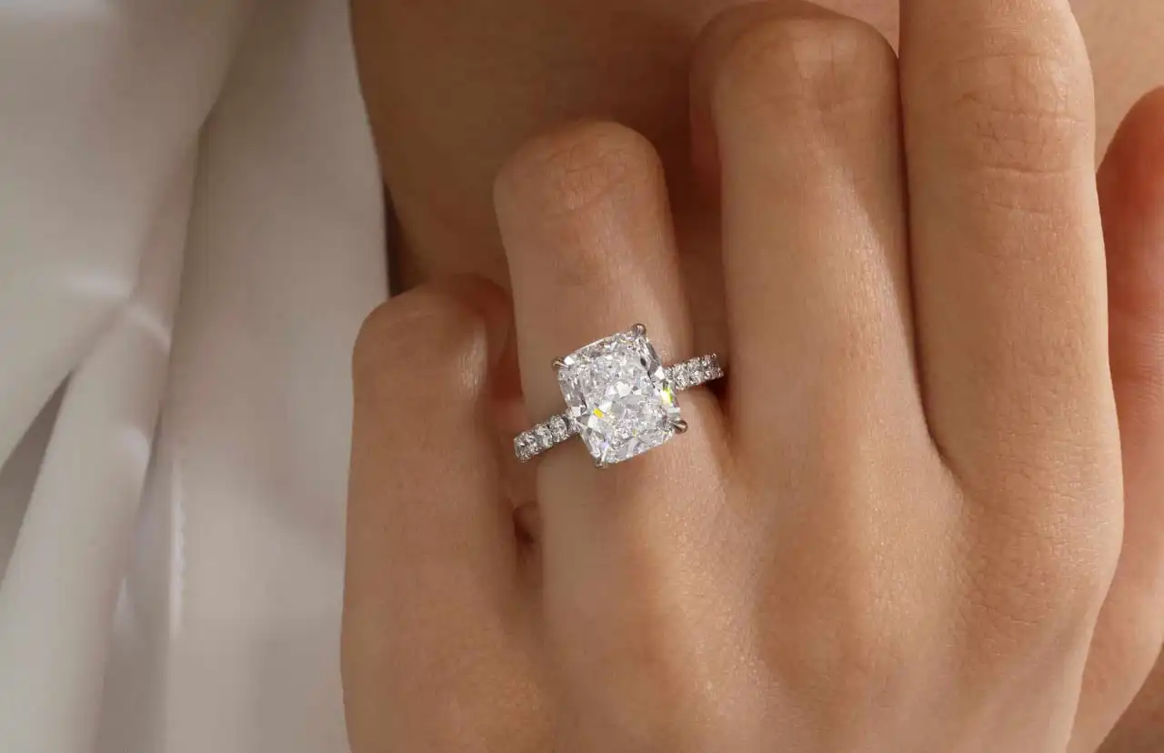 The Top Engagement Ring Brands You Should Consider