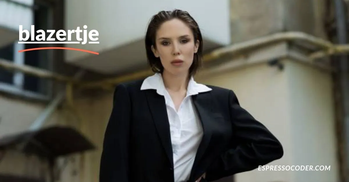 Tailored black blazertje paired with white blouse and skirt.